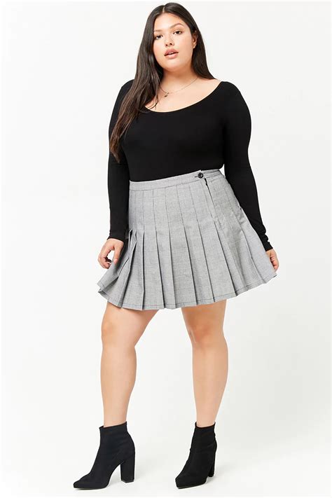 plus size gray skirt|plus size pleated plaid skirt.